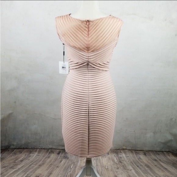 Calvin Klein blush body con dress - Picture 12 of 12